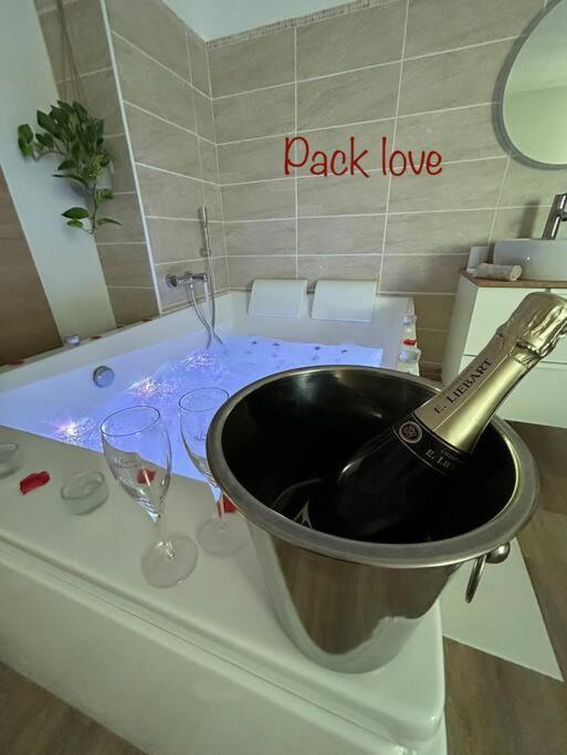 Romantique Room มูเรต์ ภายนอก รูปภาพ